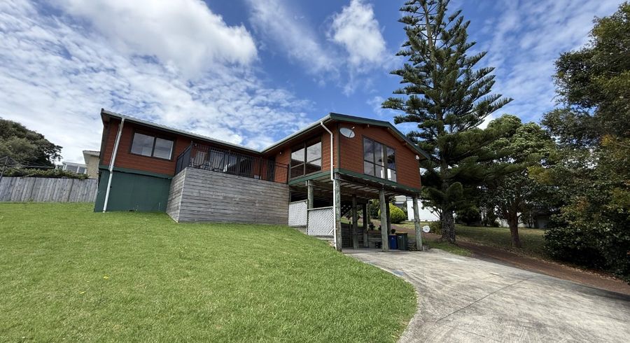 at 6 Bronzewing Terrace, Unsworth Heights, Auckland