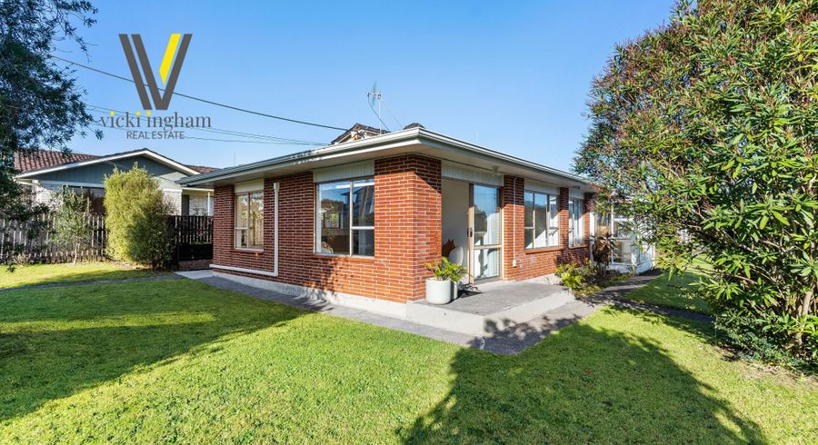  at 1/2 Vodanovich Road, Te Atatu South, Auckland