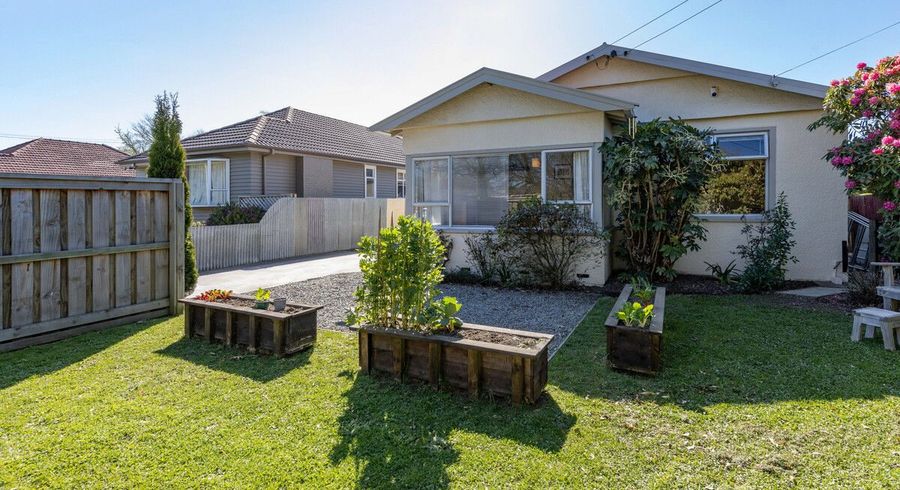  at 2-70/70 Sylvan Street, Hillmorton, Christchurch