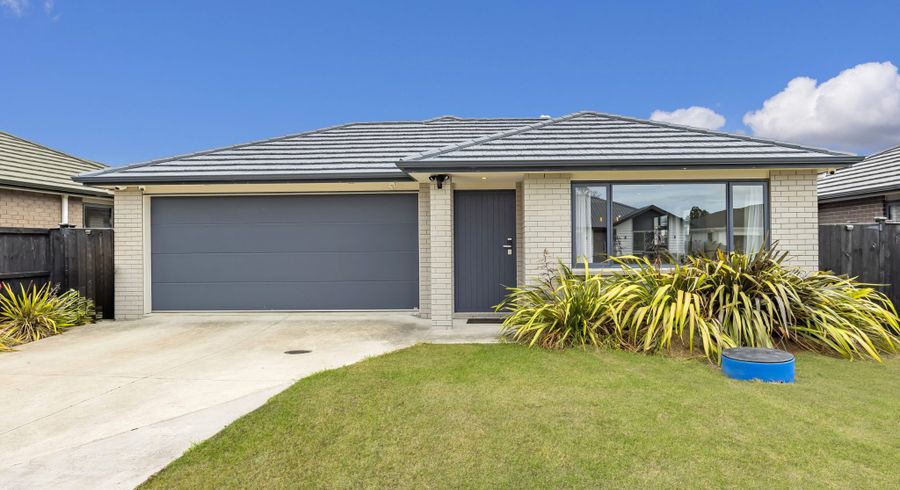  at 9 Moemoea Avenue, Kumeu