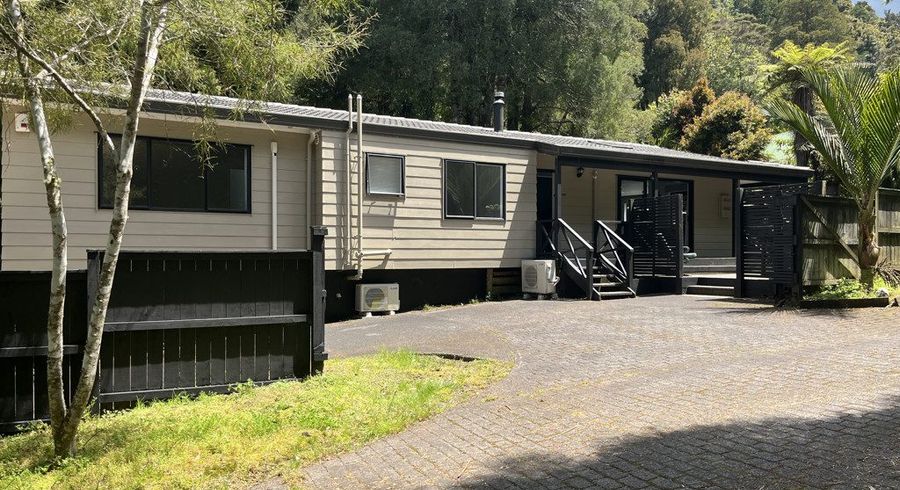  at 420 Scenic Drive, Waiatarua, Waitakere City, Auckland