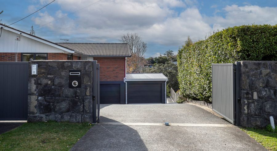  at 88 Tiroroa Avenue, Te Atatu South, Waitakere City, Auckland