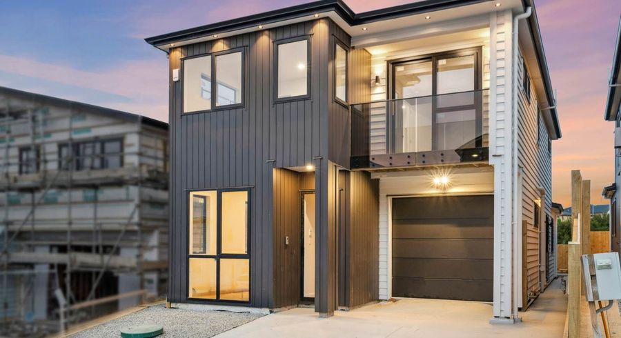  at 16 Adamson Road, Flat Bush, Manukau City, Auckland