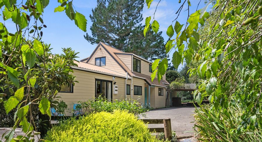  at 144 Lonely Track Road, Redvale, Auckland