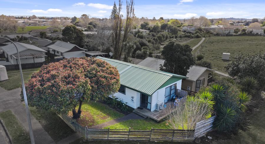 at 1/53 Redcrest Avenue, Papakura, Papakura, Auckland