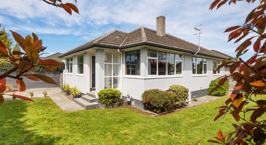  at 2 Belfast Place, Roslyn, Palmerston North, Manawatu / Whanganui