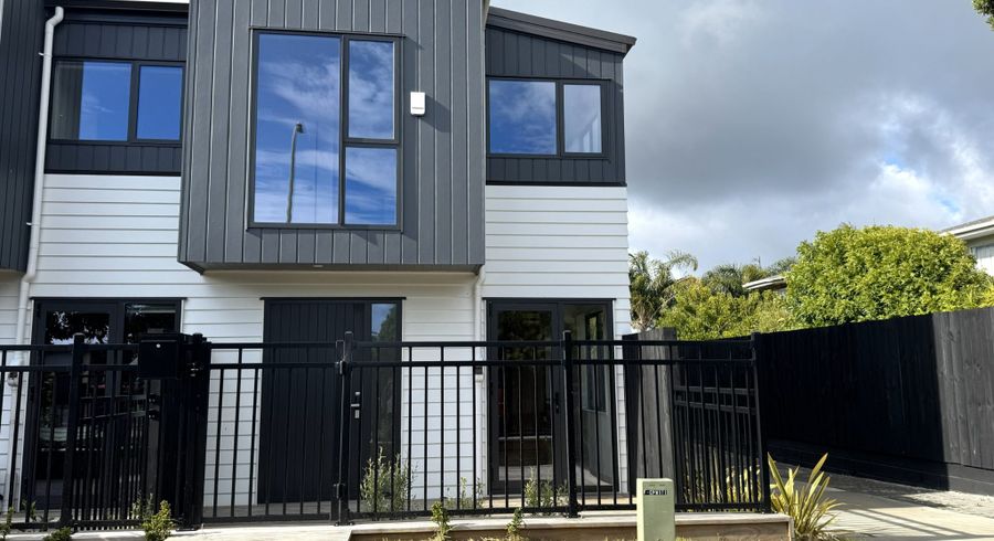  at 121C Gills Road, Bucklands Beach, Manukau City, Auckland