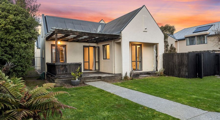  at 3 Monterey Place, Parklands, Christchurch