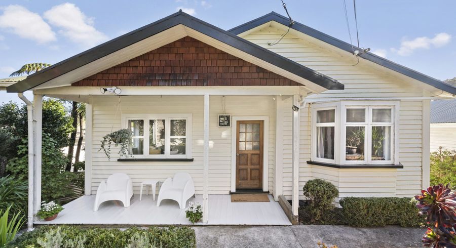  at 169 Darlington Road, Miramar, Wellington