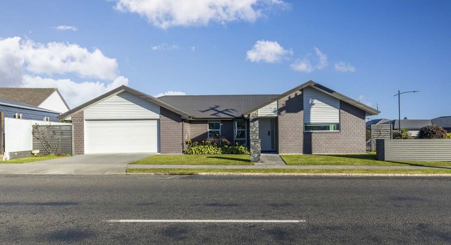  at 1 Howe Place, Vogeltown, New Plymouth, Taranaki