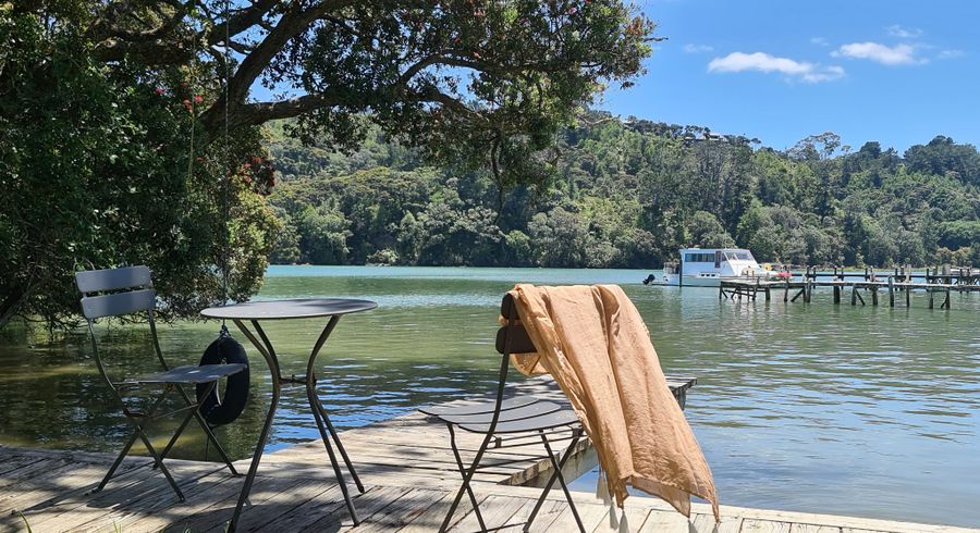  at 24 Beach Haven Road, Beach Haven, Auckland