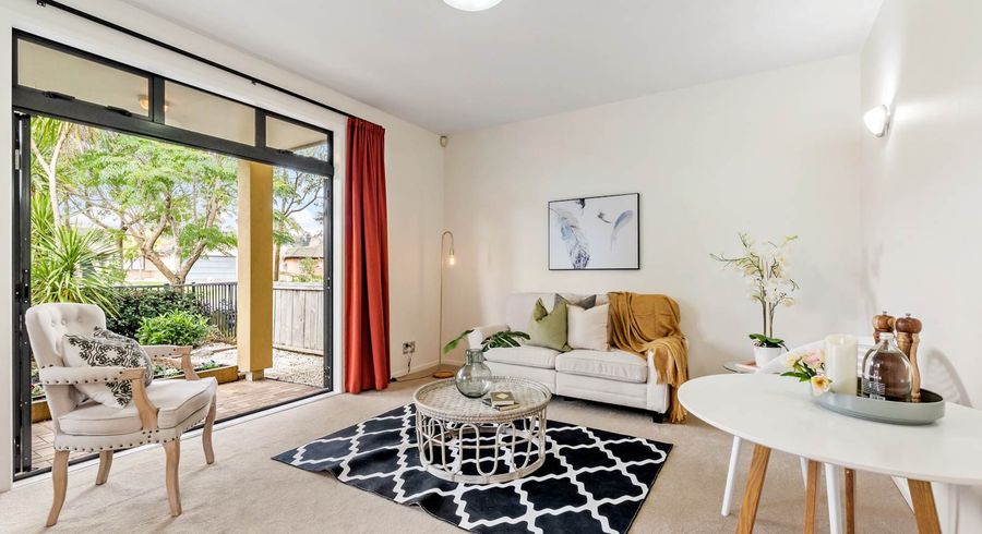  at 76/2 Armoy Drive, East Tamaki, Auckland