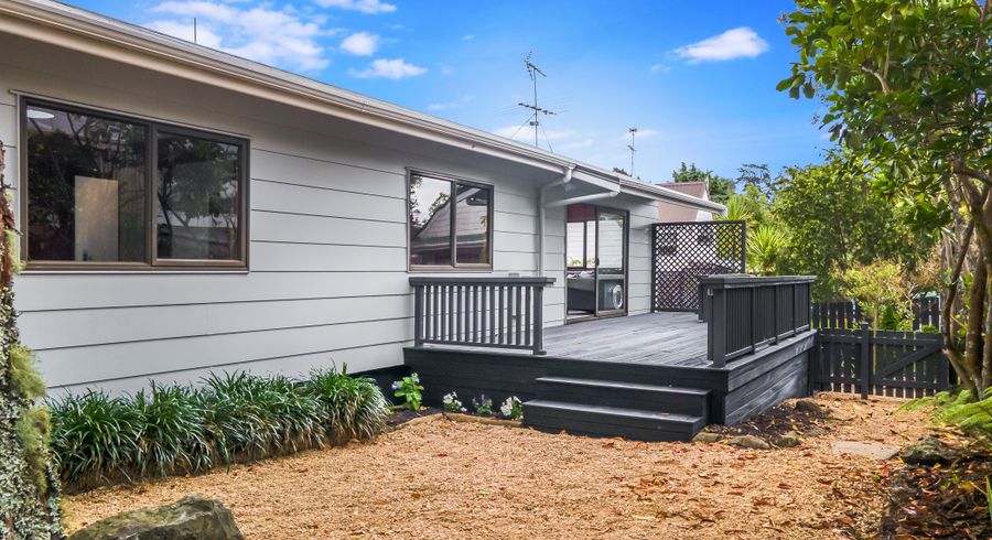  at 2/34 Gatman Street, Birkdale, Auckland