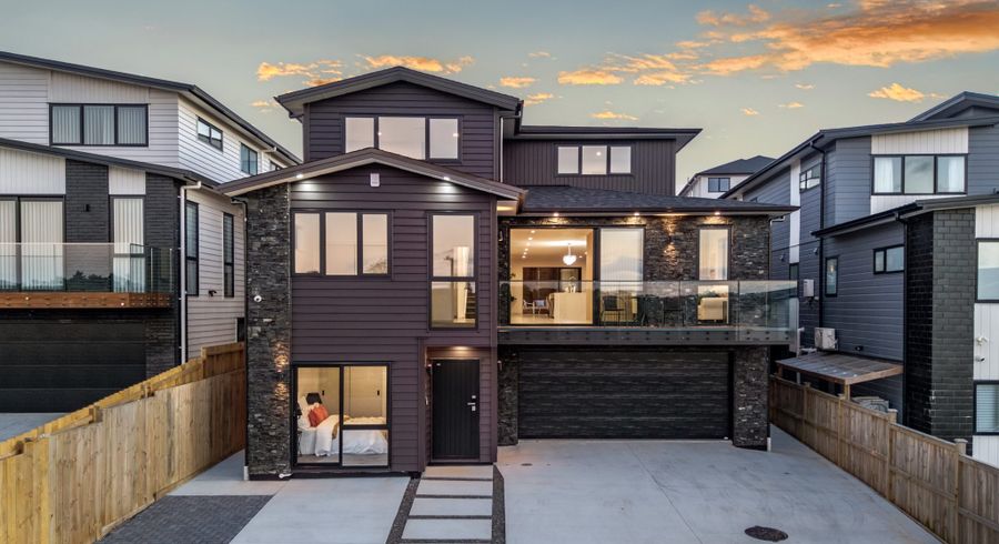  at 16 Grand Ridge Avenue, Flat Bush, Manukau City, Auckland