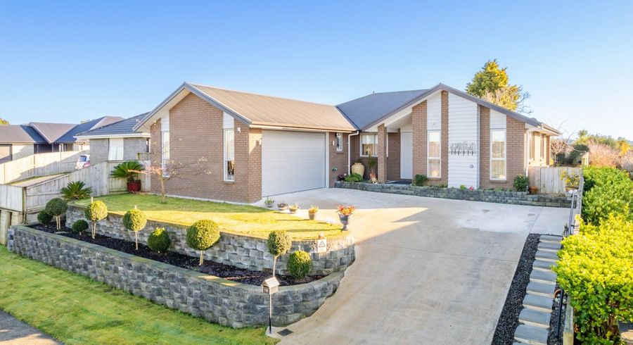  at 16 Carlingford Rise, Dinsdale, Hamilton