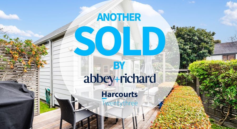  at 2/13 Patterson Street, Sandringham, Auckland