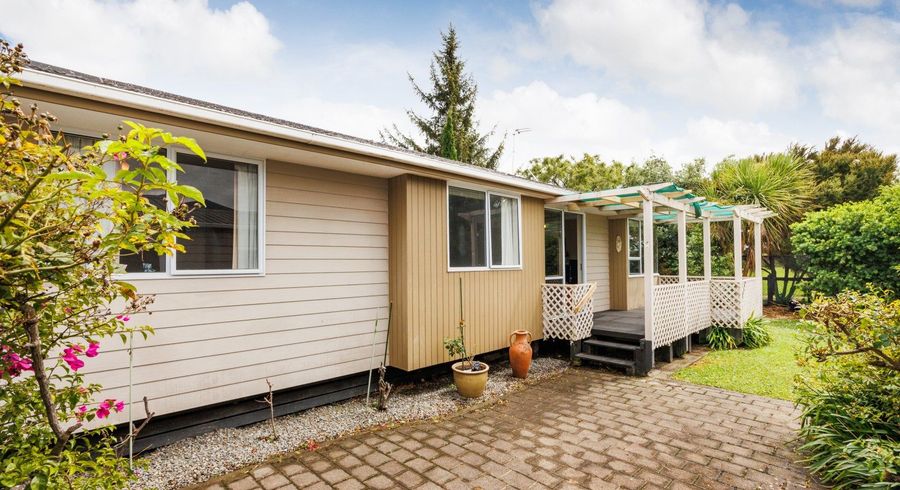  at 24B Cargill Grove, Kelvin Grove, Palmerston North, Manawatu / Whanganui