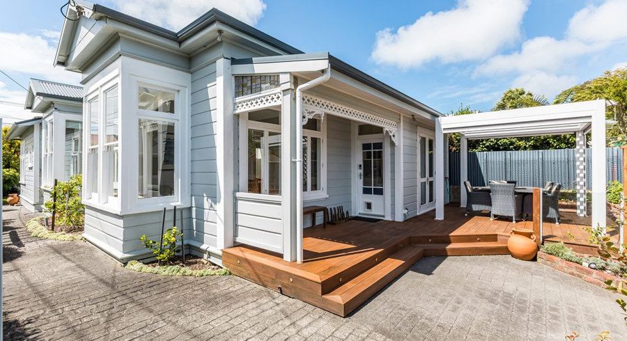  at 21 Farm Road, Northland, Wellington, Wellington