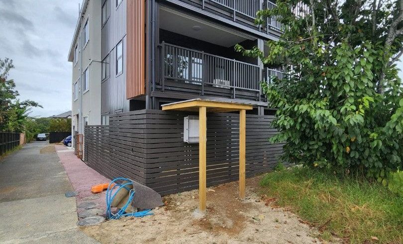  at 6 Hamlin Road, Mount Wellington, Auckland