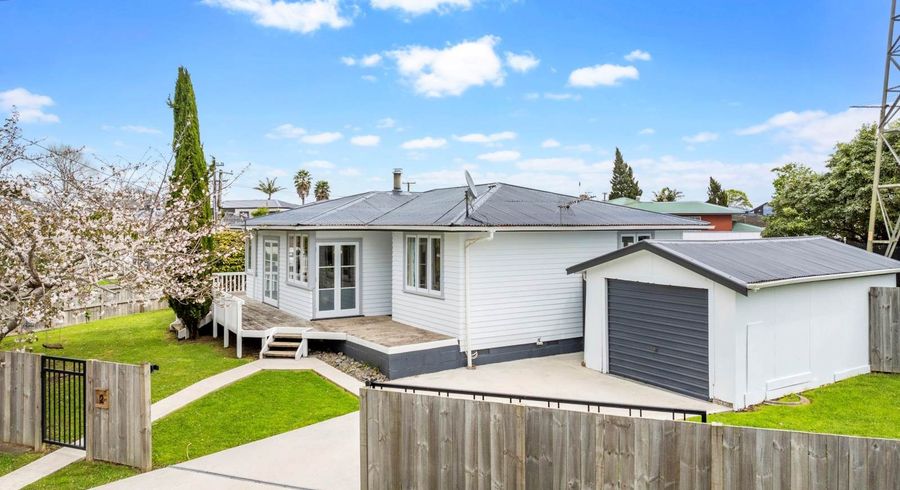  at 2 Undine Street, Pakuranga, Manukau City, Auckland
