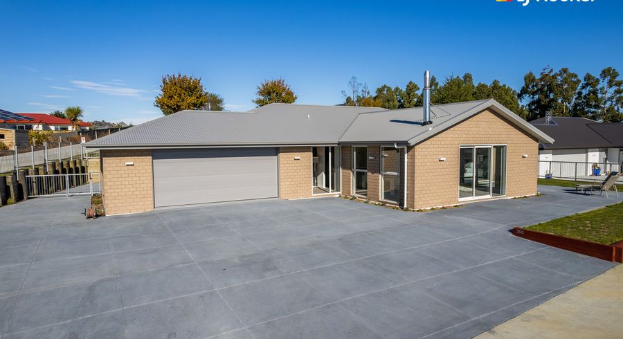  at 36C Severn Street, Green Island, Dunedin