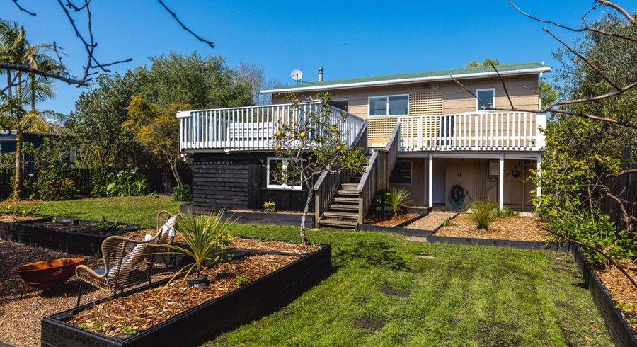  at 28 Nikau Road, Waiheke Island , Waiheke Island