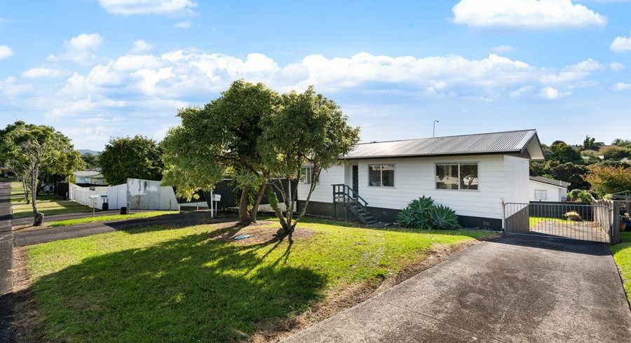  at 102 Borich Road, Sunnyvale, Waitakere City, Auckland