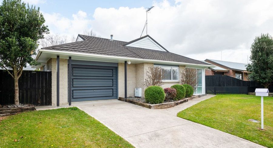  at 27 Taylor Terrace, Saint Andrews, Hamilton, Waikato