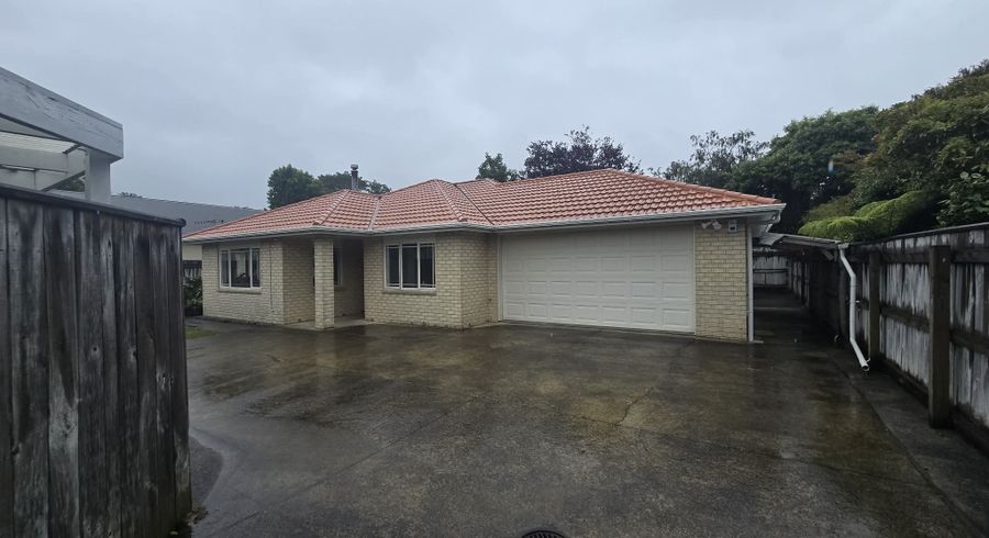  at 31a Heretaunga Square, Silverstream, Upper Hutt, Wellington