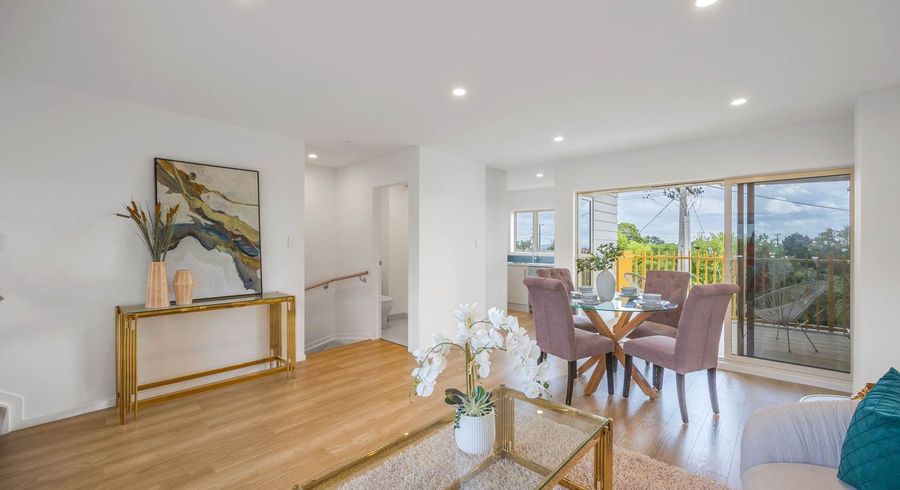  at 7/3 Coronation Road, Hillcrest, North Shore City, Auckland