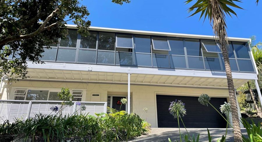  at 50 Newhaven Terrace, Mairangi Bay, Auckland