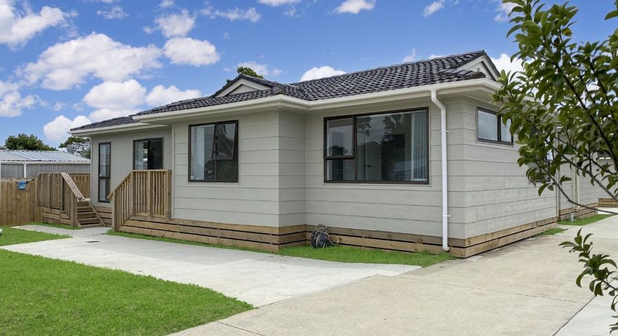  at 12 Fourth View Avenue, Beachlands, Manukau City, Auckland