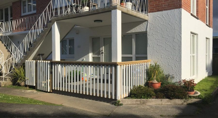  at 2/19 Thatcher Street, Mission Bay, Auckland City, Auckland