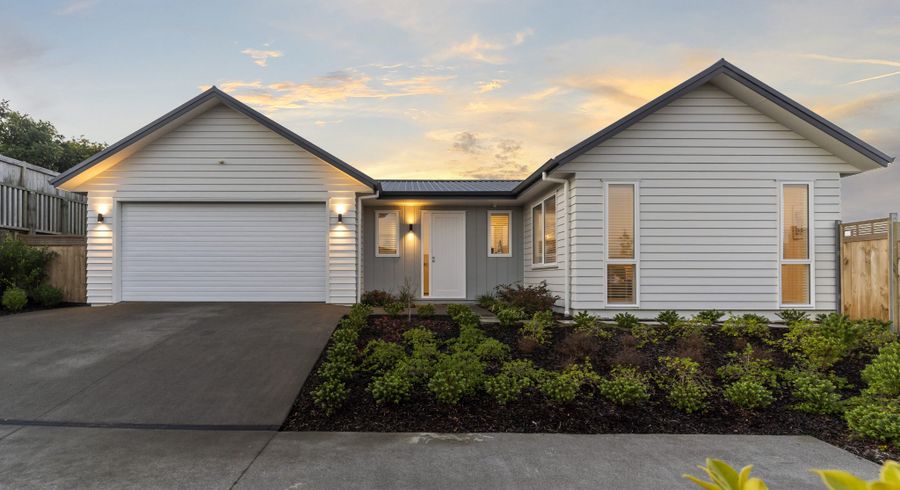  at 20 Angiangi Crescent, Beachlands, Auckland