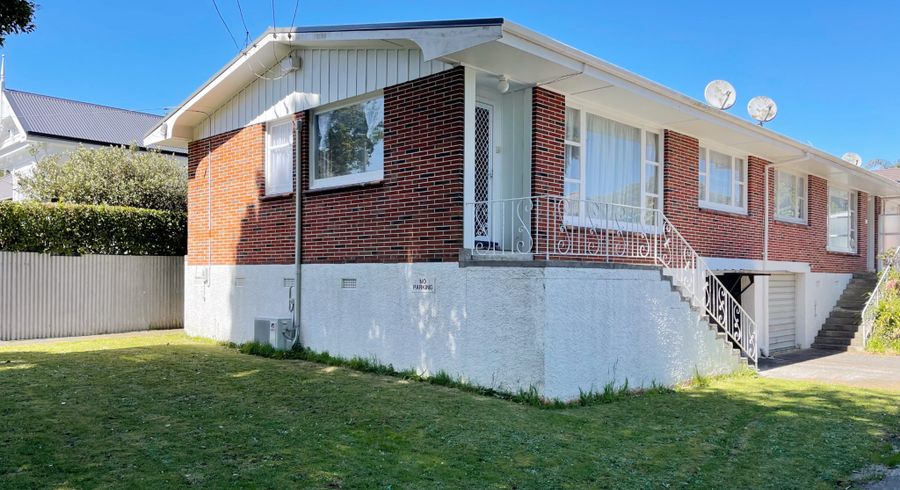  at 1/30 Woodside Road, Mount Eden, Auckland City, Auckland