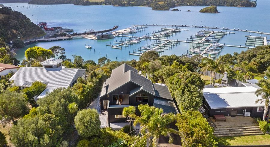  at 16 Kennedy Point Road, Surfdale, Waiheke Island
