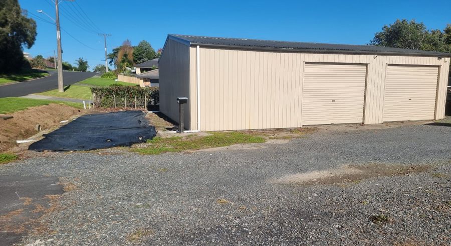  at 71E Martyn Street, Waiuku, Franklin, Auckland
