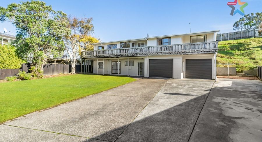  at 31 Cedar Street, Maungaraki, Lower Hutt, Wellington