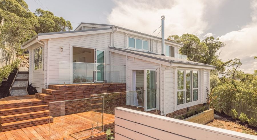  at 3 Mortens Lane, Mount Pleasant, Christchurch