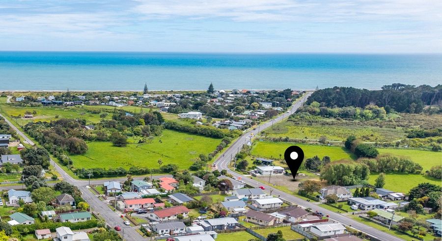  at 86 Rangiuru Road, Otaki Beach, Kapiti Coast, Wellington