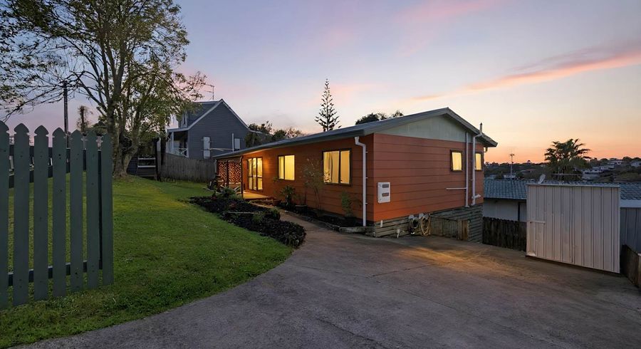  at 2/235 Glengarry Road, Glen Eden, Waitakere City, Auckland