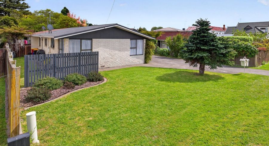  at 9 Burns Street, Cambridge, Waipa, Waikato