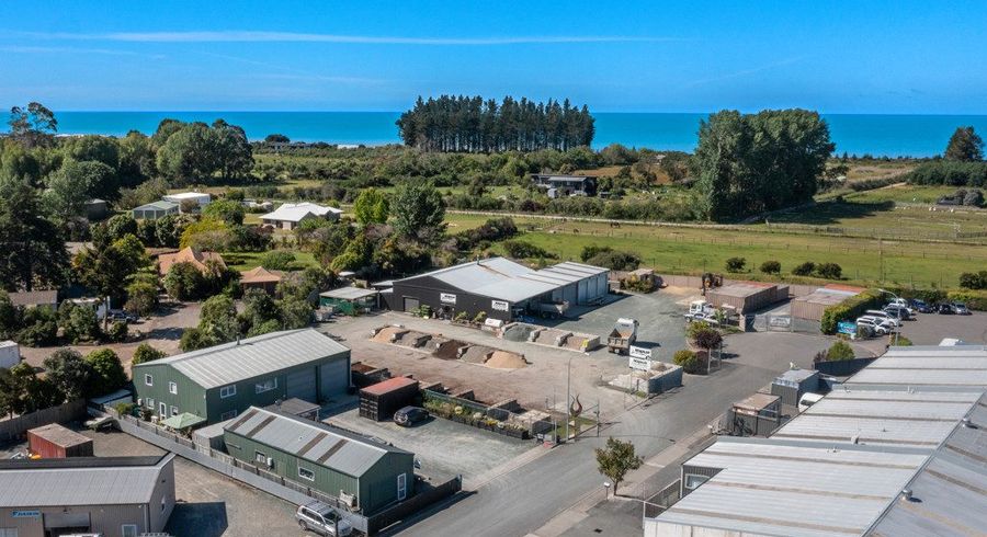  at 11 Warren Place, Frankleigh Park, New Plymouth