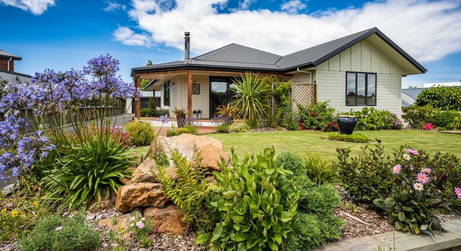  at 38 Grove Avenue, Weston, Oamaru
