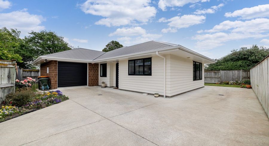  at 87A College Street, Awapuni, Palmerston North, Manawatu / Whanganui