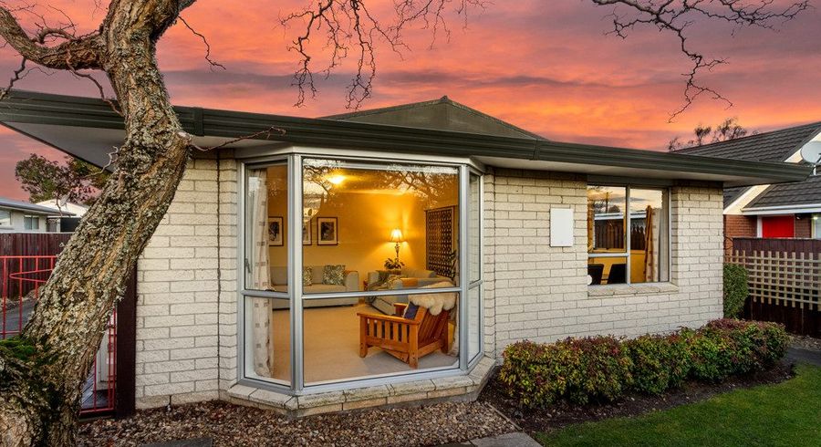  at 20A Glenharrow Avenue, Avonhead, Christchurch City, Canterbury