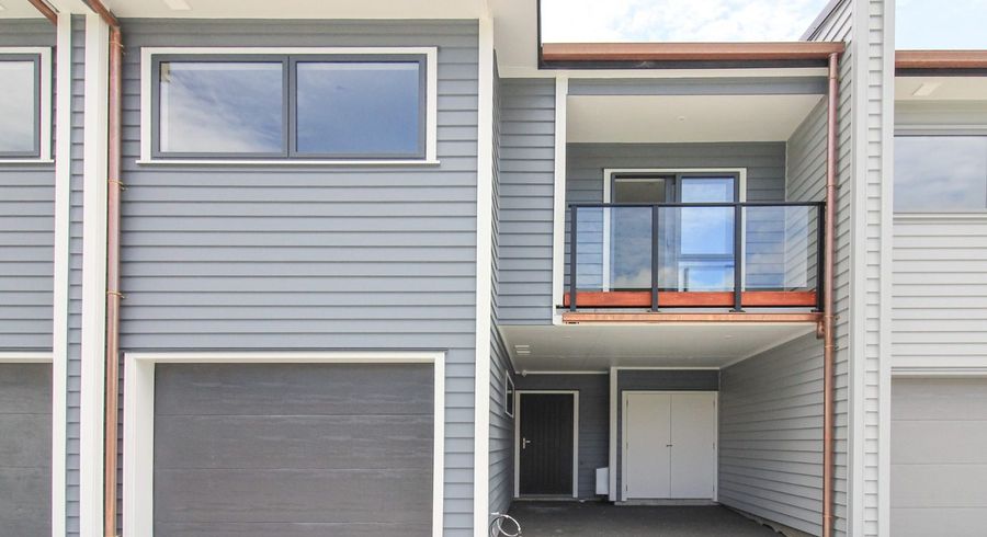  at 4/7 Grays Road, Plimmerton, Porirua, Wellington