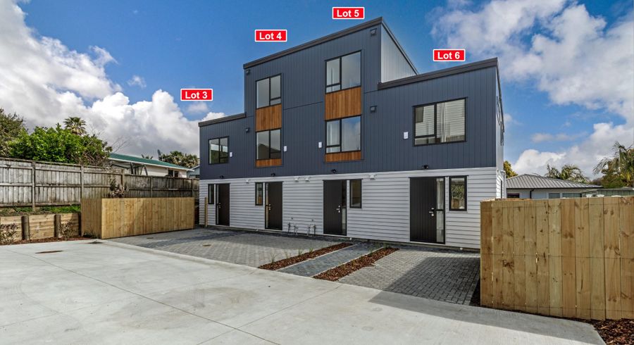  at 2D Glenford Lane, Te Atatu Peninsula, Waitakere City, Auckland