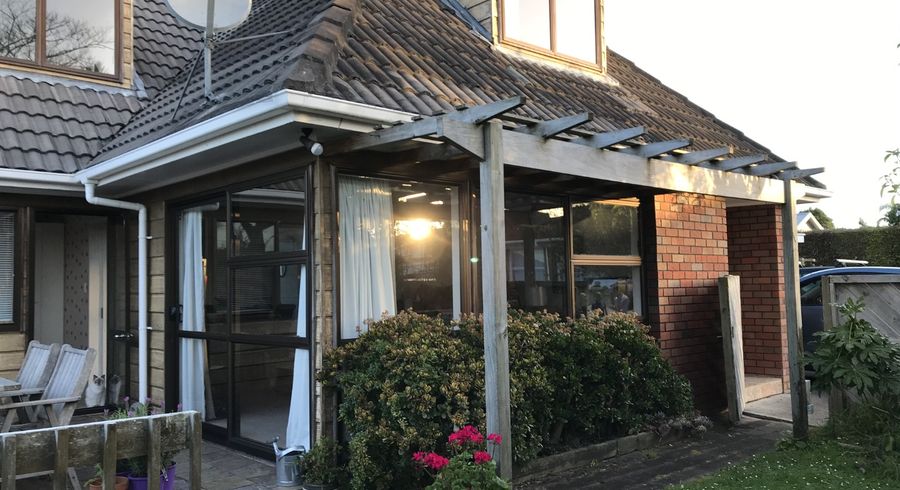  at 2/54 Dominion Street, Takapuna, Auckland