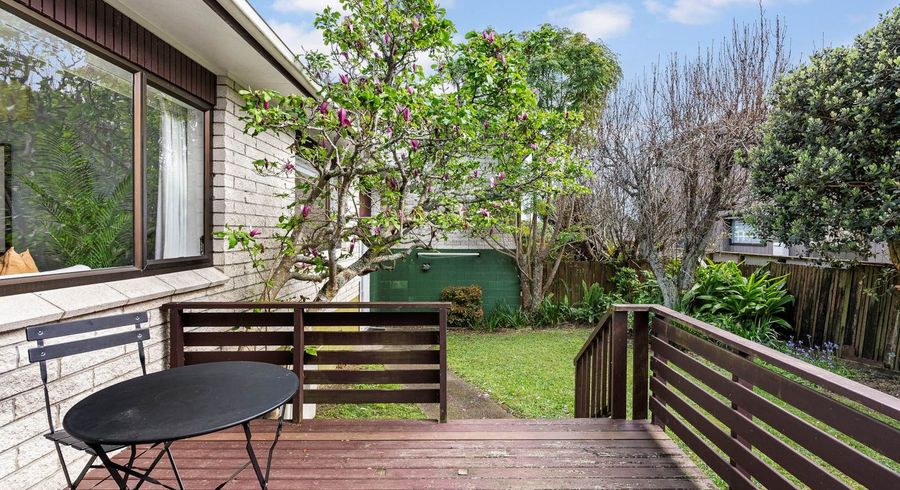  at 2/84 Maskell Street, St Heliers, Auckland
